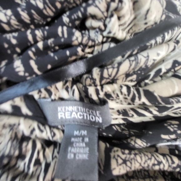 Kenneth Cole Reaction Blouse - Picture 9 of 9